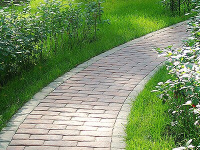 Садовая сеть дорожек из монолитного бетона