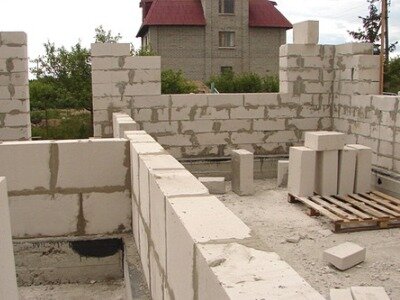 Основные достоинства пенобетона